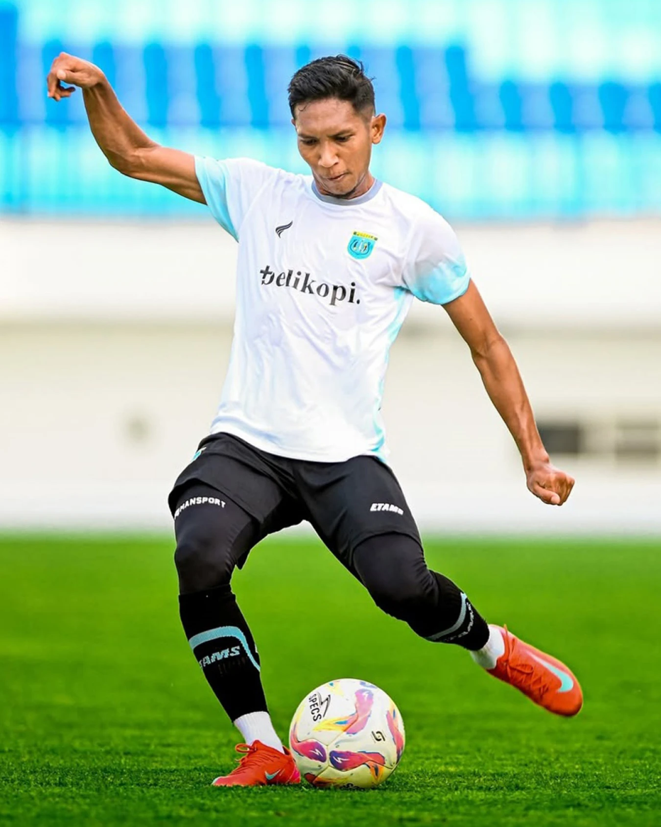 Jersey Persela Training Kit White 2025 || [Persela Store X Etams] - #Oraoriora