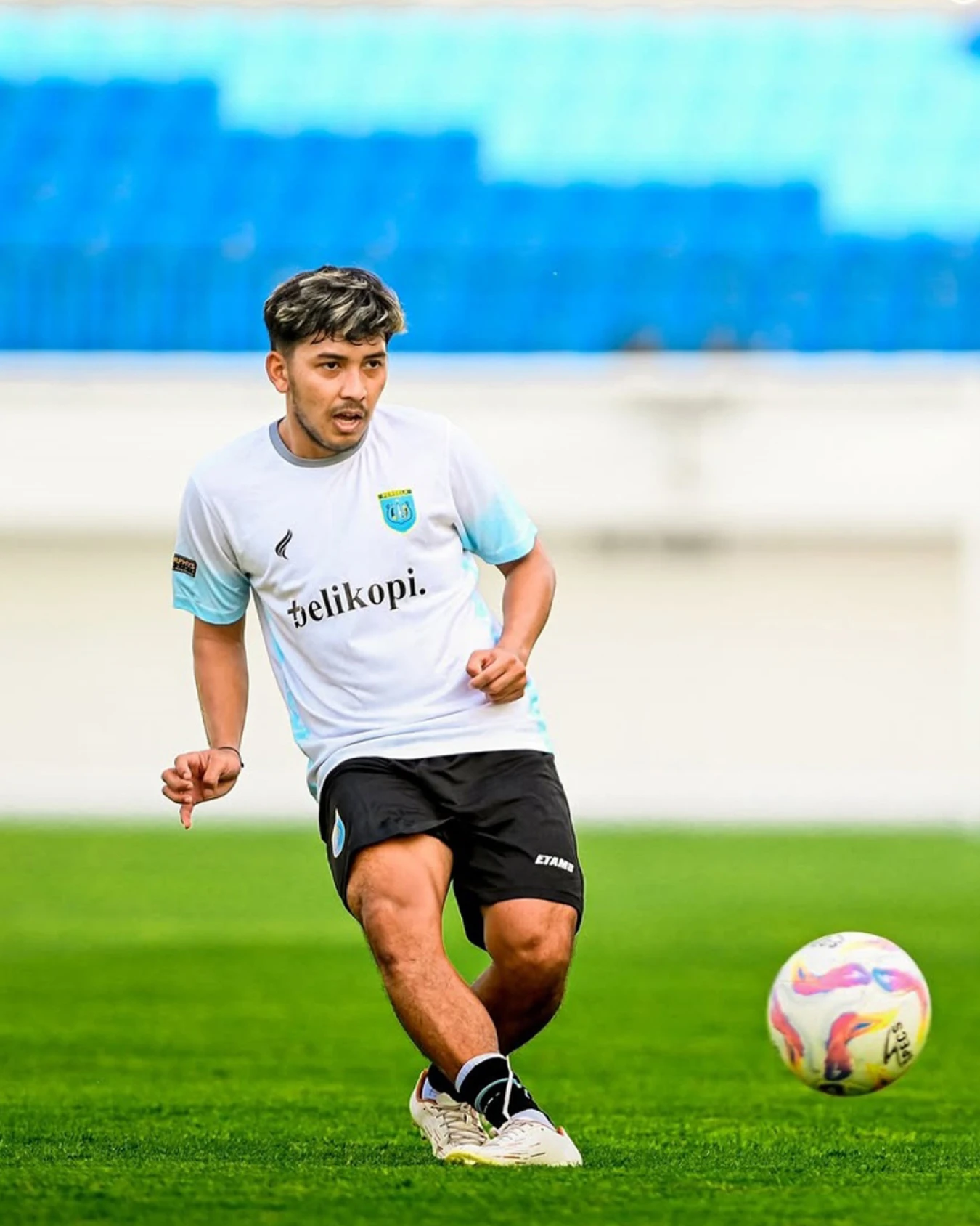 Jersey Persela Training Kit White 2025 || [Persela Store X Etams] - #Oraoriora