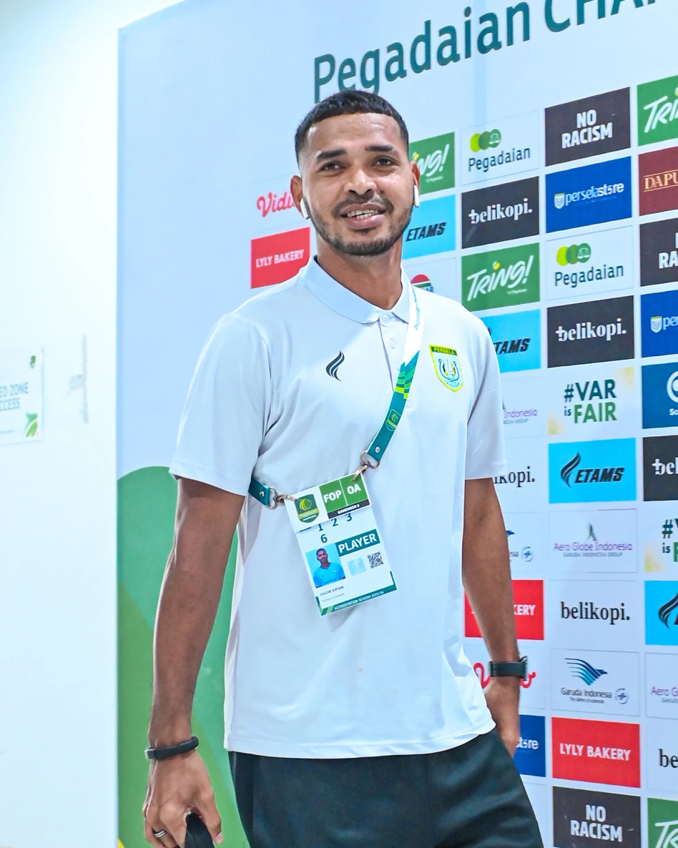 Polo White || [Persela Store X Etams] - #Oraoriora