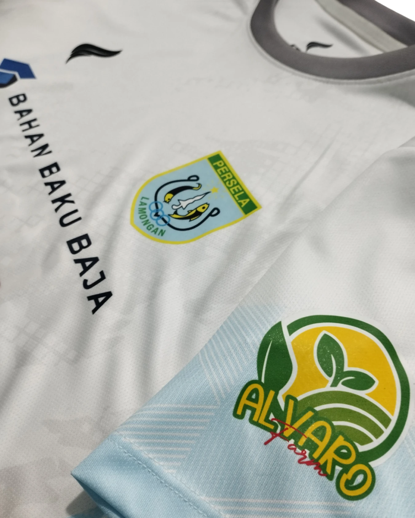 Jersey Persela Training Kit White 2025 || [Persela Store X Etams] - #Oraoriora
